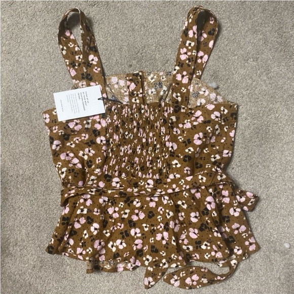 Who What Wear 
Floral Linen Blend 
Tank Top - Picture 2 of 4